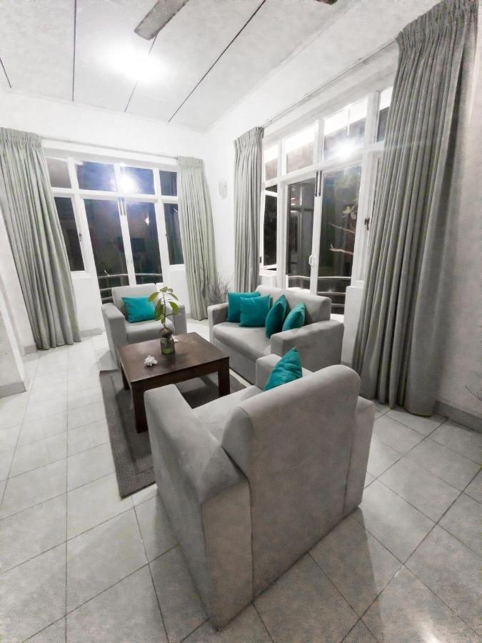 Villa Sarakkuwa Pamunugama Dış mekan fotoğraf